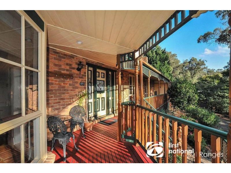 12 Waratah Avenue, Selby VIC 3159