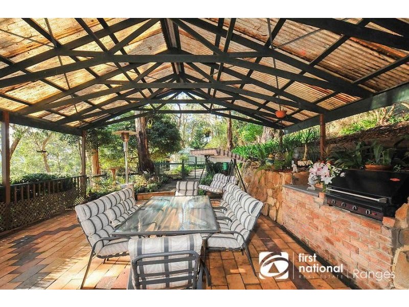 12 Waratah Avenue, Selby VIC 3159