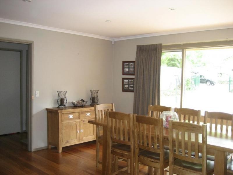 2 Kookaburra Dell, Upwey VIC 3158