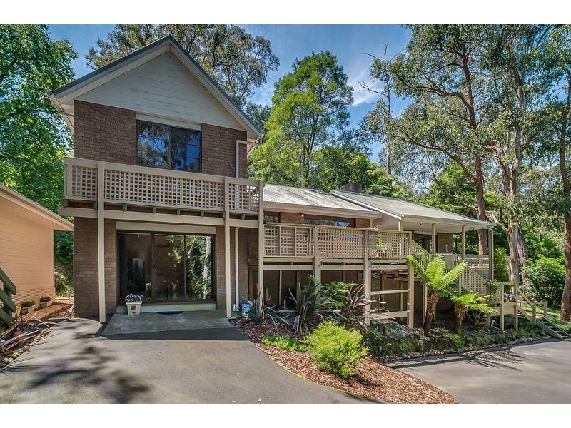 2 Hazel Vale Road, Tecoma VIC 3160