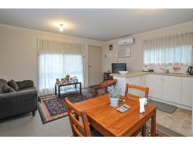 2 Hazel Vale Road, Tecoma VIC 3160