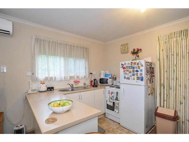 2 Hazel Vale Road, Tecoma VIC 3160