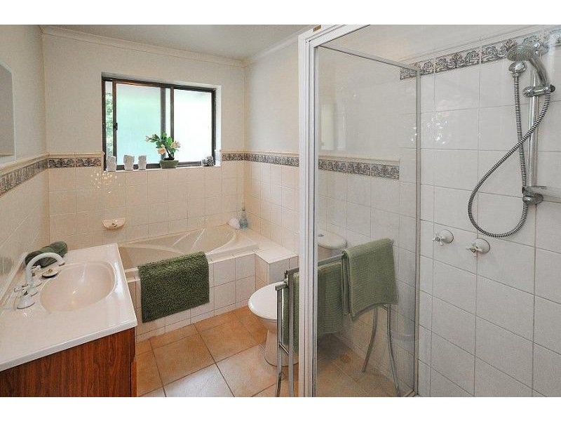 2 Hazel Vale Road, Tecoma VIC 3160