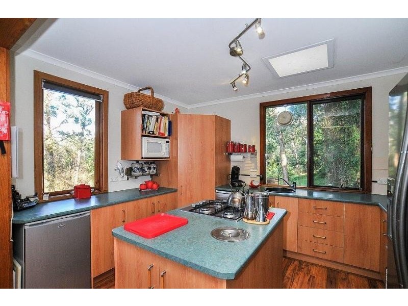 52 Thompson Road, Upwey VIC 3158