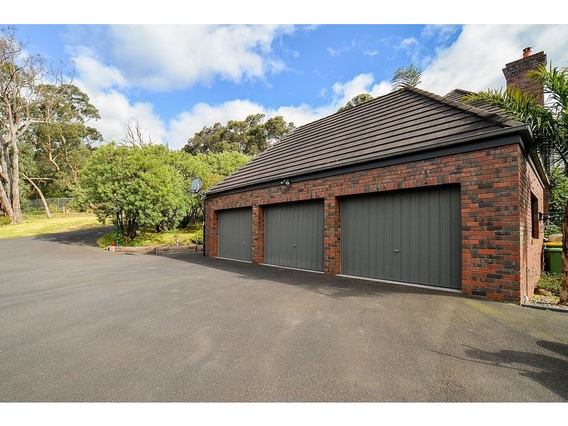 33 Horizon Road, Selby VIC 3159