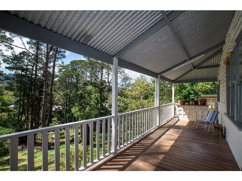 61 Belmont Avenue, Upwey VIC 3158