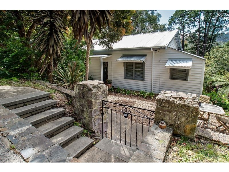 61 Belmont Avenue, Upwey VIC 3158