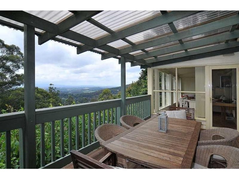 8 Locarno Avenue, Kallista VIC 3791