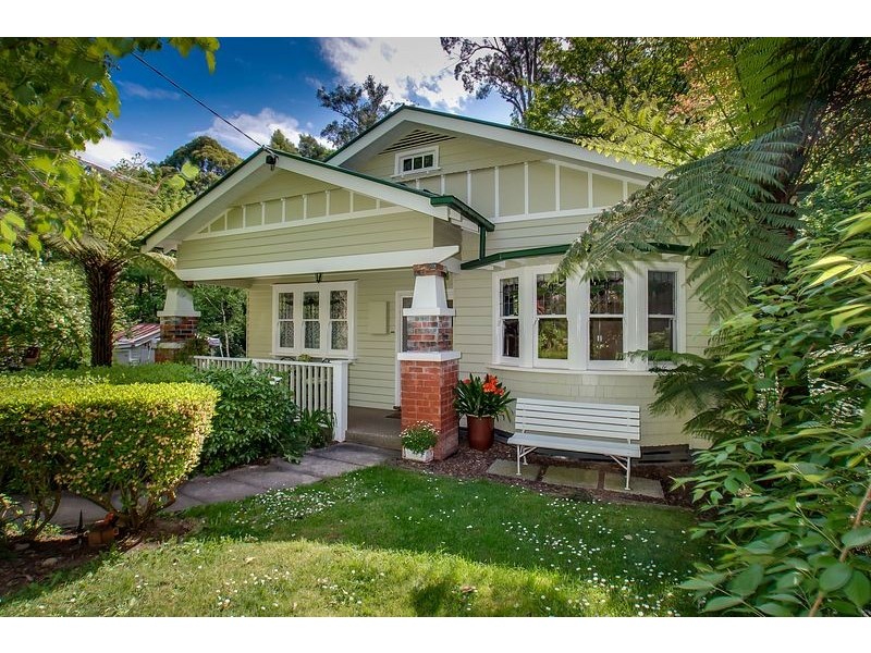 37 Sophia Grove, Tecoma VIC 3160