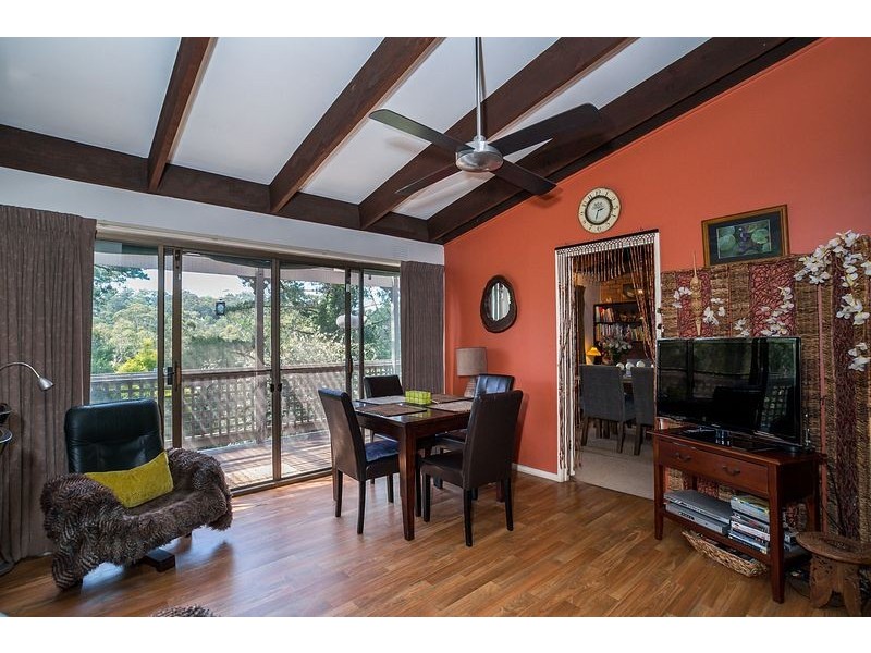 24 Glen Road, Belgrave Heights VIC 3160