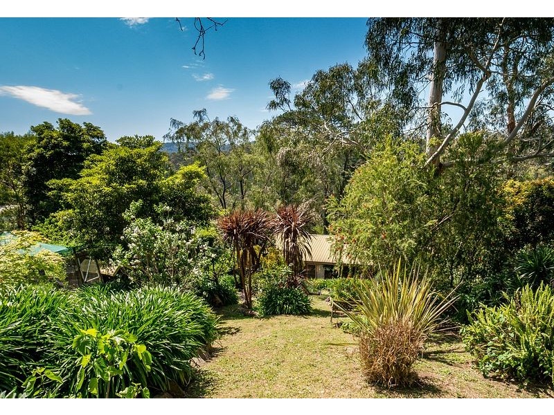 24 Glen Road, Belgrave Heights VIC 3160
