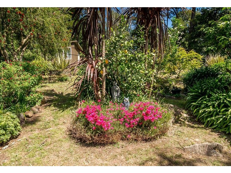 24 Glen Road, Belgrave Heights VIC 3160