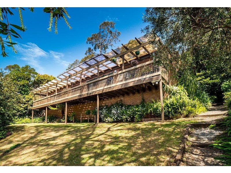 24 Glen Road, Belgrave Heights VIC 3160