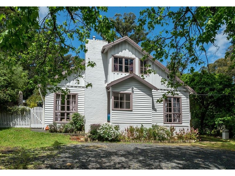 32 Grey Street, Belgrave VIC 3160