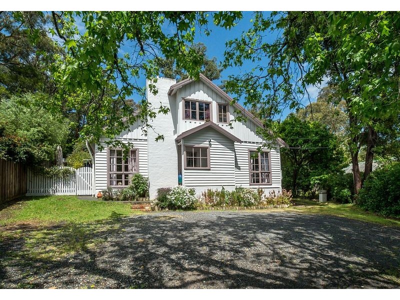 32 Grey Street, Belgrave VIC 3160