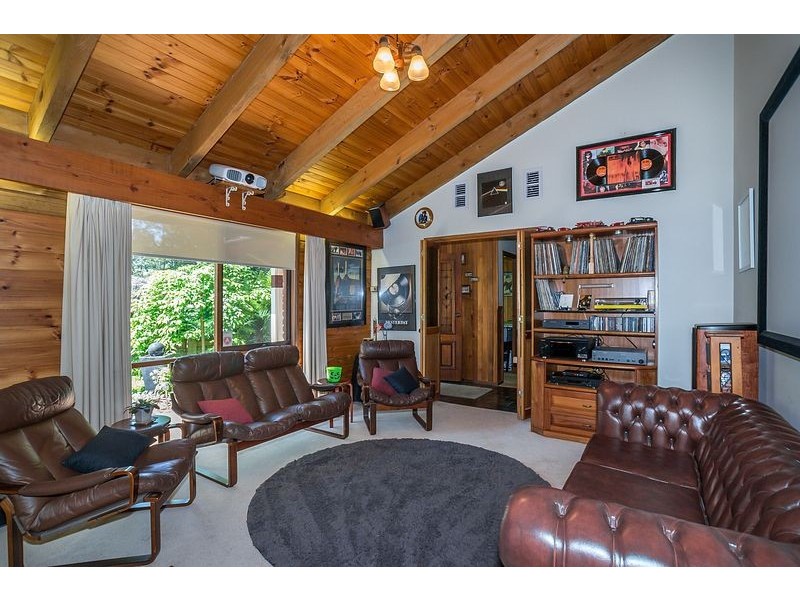 2 Andrew Court, Emerald VIC 3782