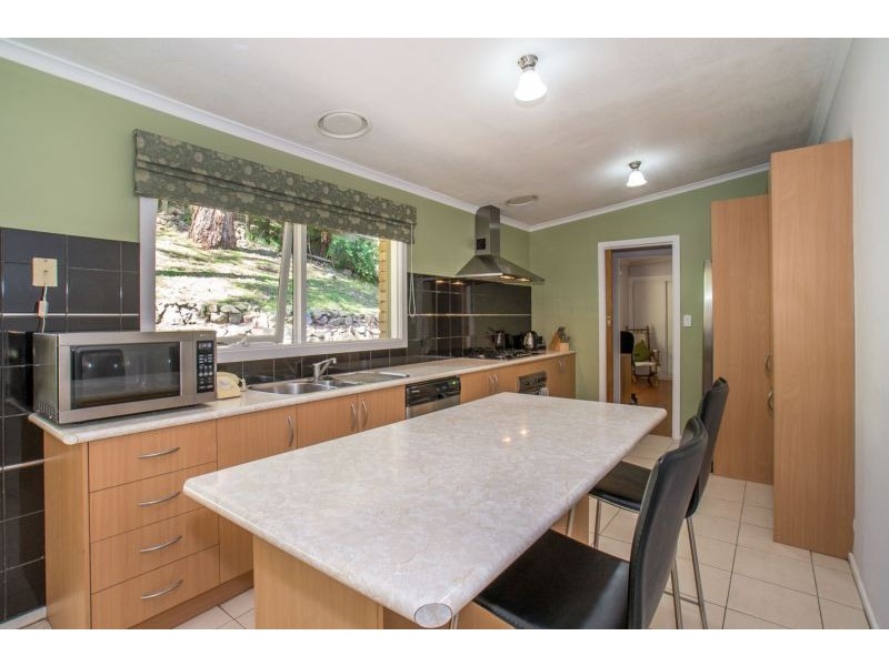 25 Ferguson Street, Upwey VIC 3158