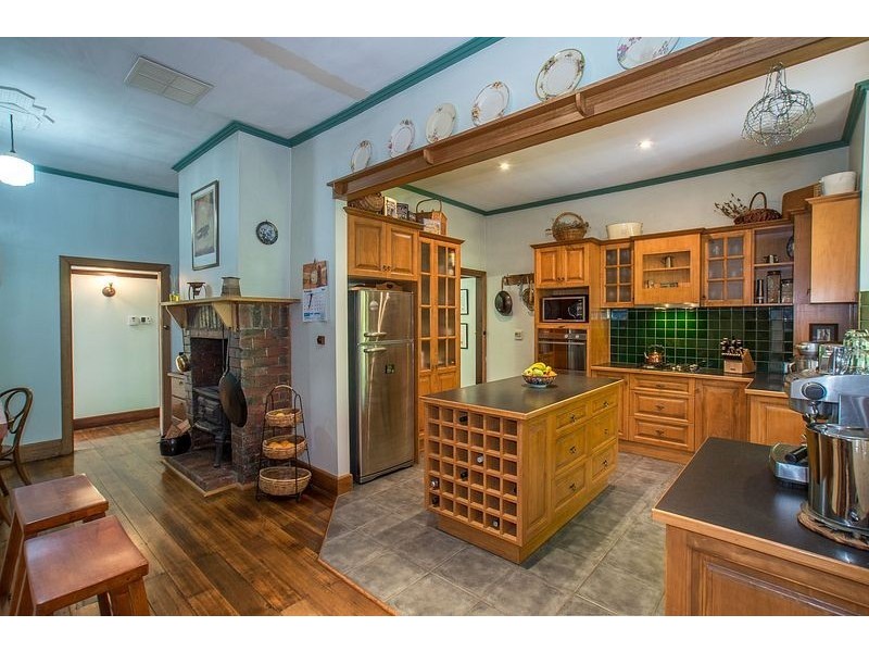 13 Alexander Avenue, Upwey VIC 3158