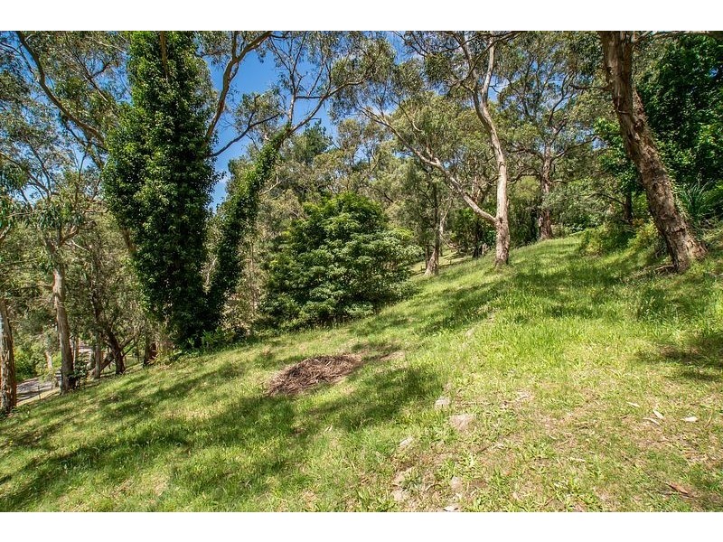 1 Cedar Grove, Selby VIC 3159
