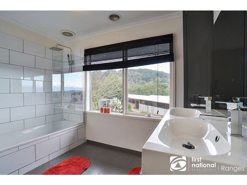 118 Invermay Road, Monbulk VIC 3793