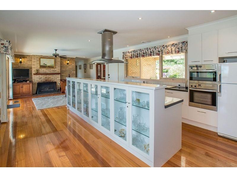 52 Hughes Street, Upwey VIC 3158