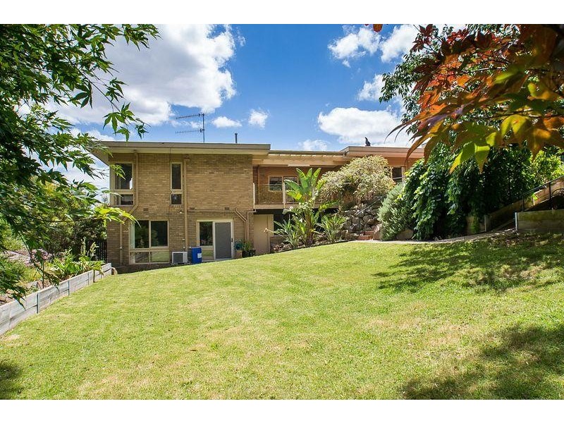 52 Hughes Street, Upwey VIC 3158