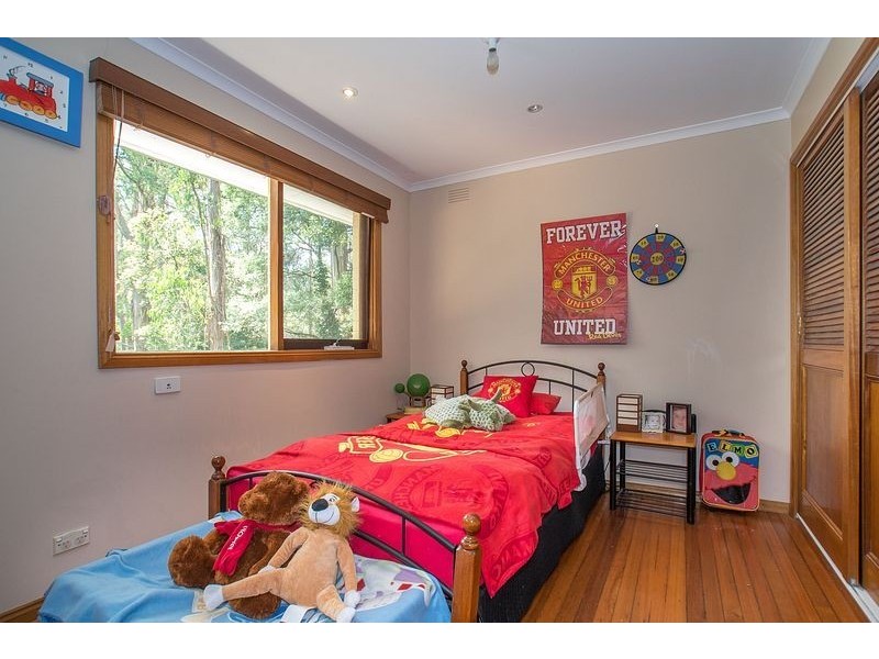 5 St. James Avenue, Kallista VIC 3791