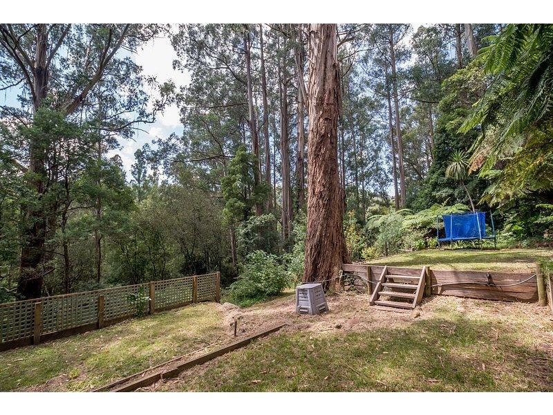 5 St. James Avenue, Kallista VIC 3791