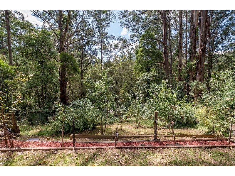 5 St. James Avenue, Kallista VIC 3791