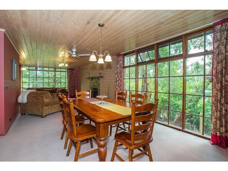 9 Maskells Hill Road, Selby VIC 3159