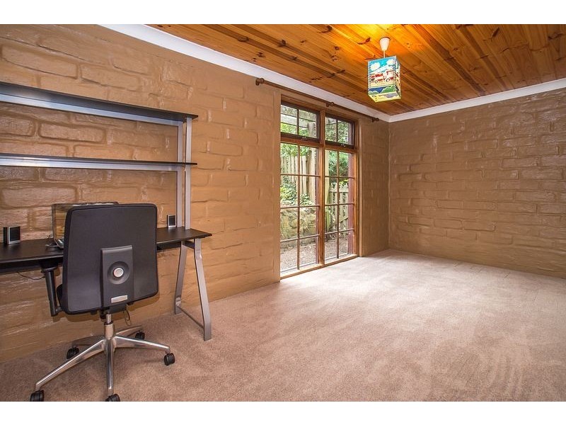 9 Maskells Hill Road, Selby VIC 3159