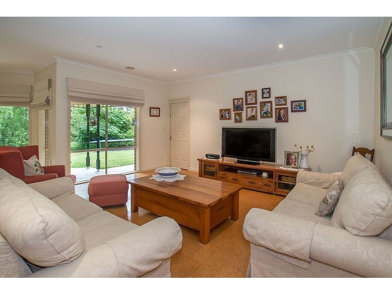 2 Licence Road, Belgrave South VIC 3160