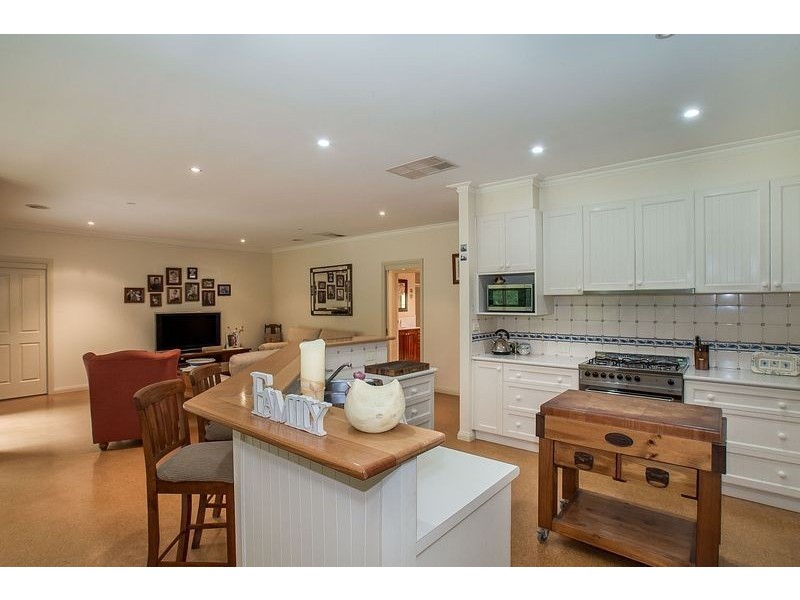 2 Licence Road, Belgrave South VIC 3160