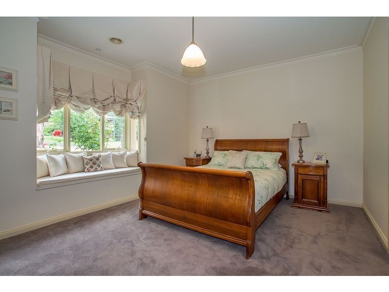 2 Licence Road, Belgrave South VIC 3160