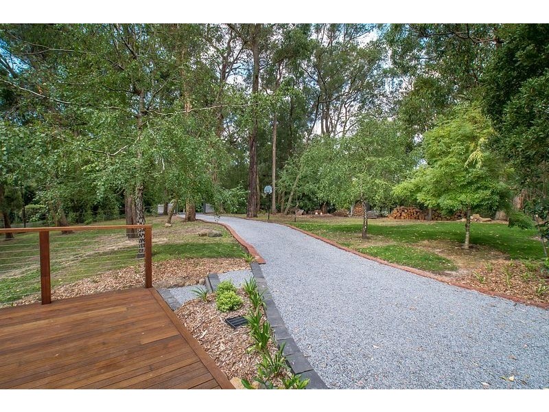 28 The Serpentine, Tecoma VIC 3160