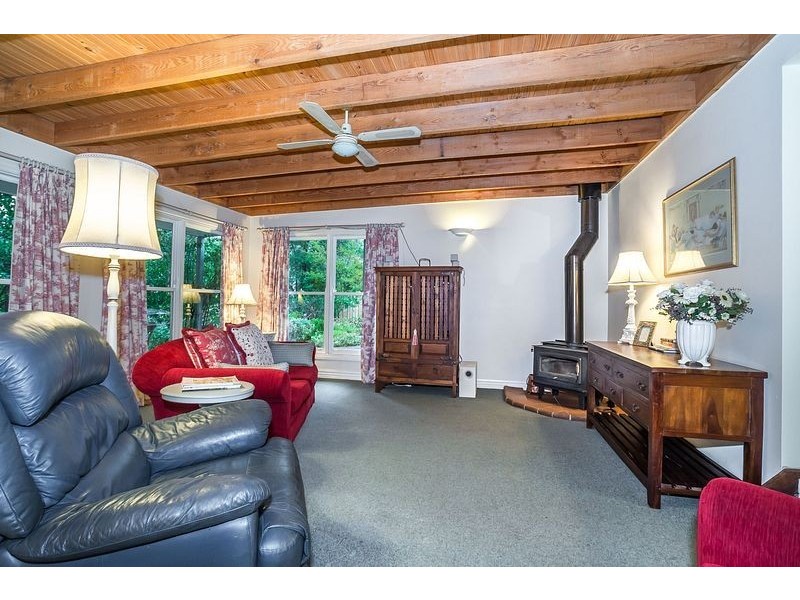 45 Temple Road, Selby VIC 3159