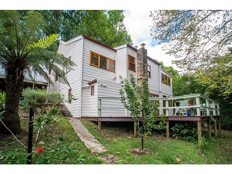 125 Monbulk Road, Kallista VIC 3791