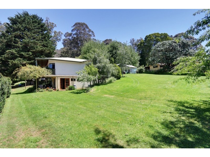 17 Frond Drive, The Patch VIC 3792