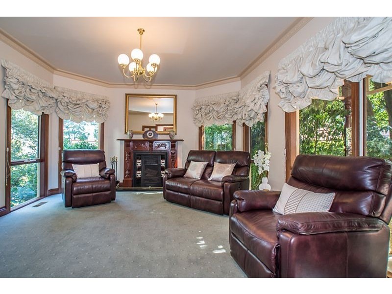 18 Menzies Road, Menzies Creek VIC 3159