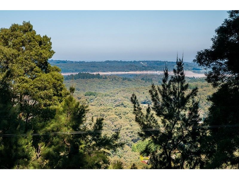 18 Menzies Road, Menzies Creek VIC 3159