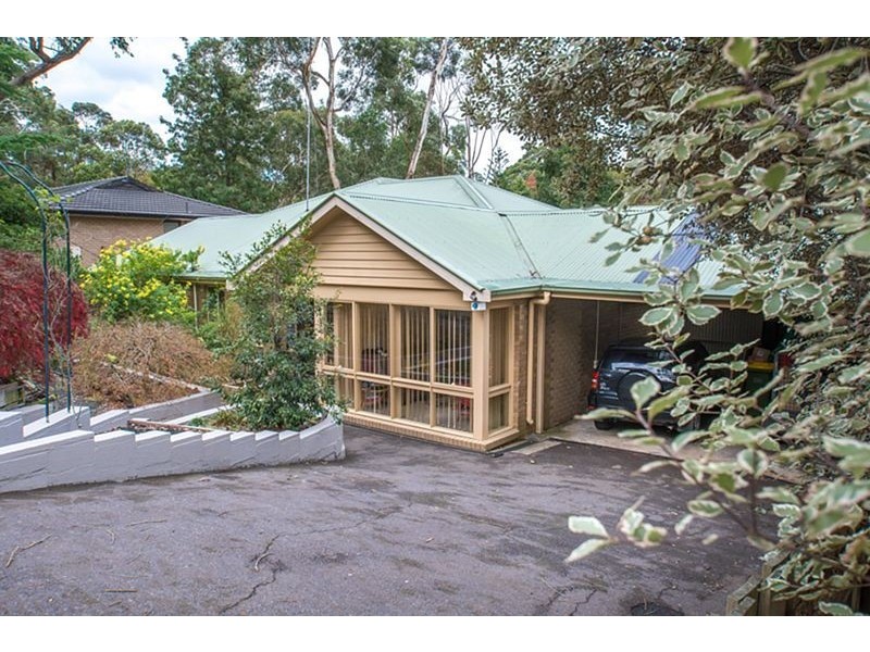 54 Leonard Street, Upwey VIC 3158