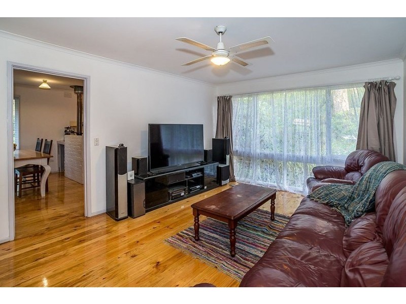 9 Arbor Avenue, Belgrave VIC 3160