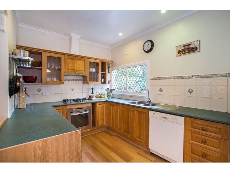 52 Hazel Grove, Tecoma VIC 3160