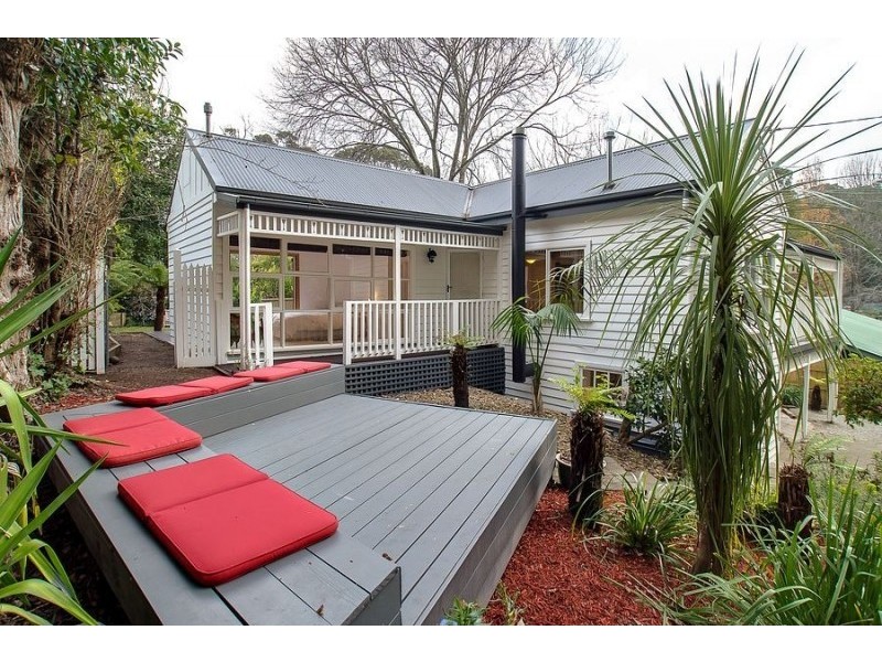 52 Hazel Grove, Tecoma VIC 3160
