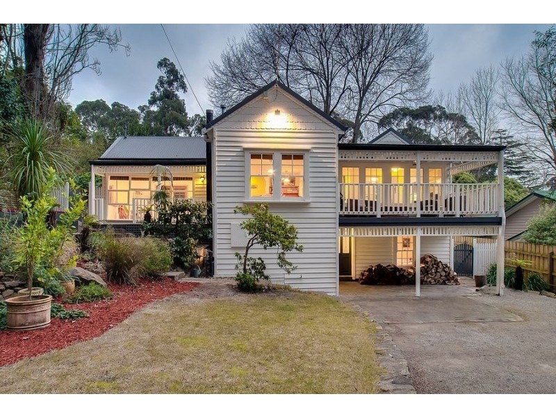 52 Hazel Grove, Tecoma VIC 3160