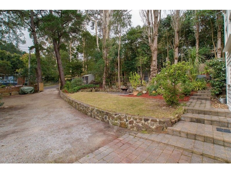 52 Hazel Grove, Tecoma VIC 3160