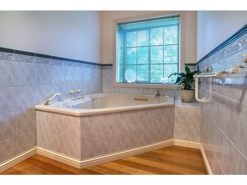 4 Hill Street, Ferny Creek VIC 3786