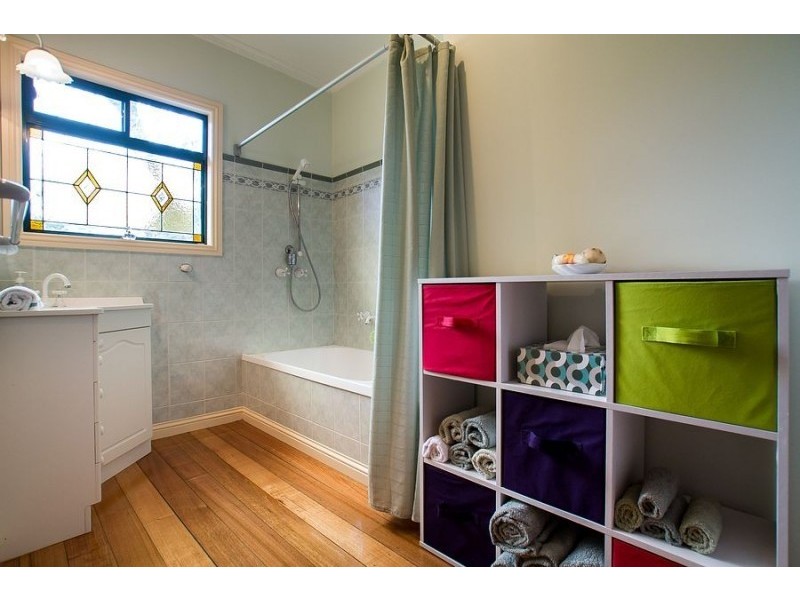 4 Hill Street, Ferny Creek VIC 3786