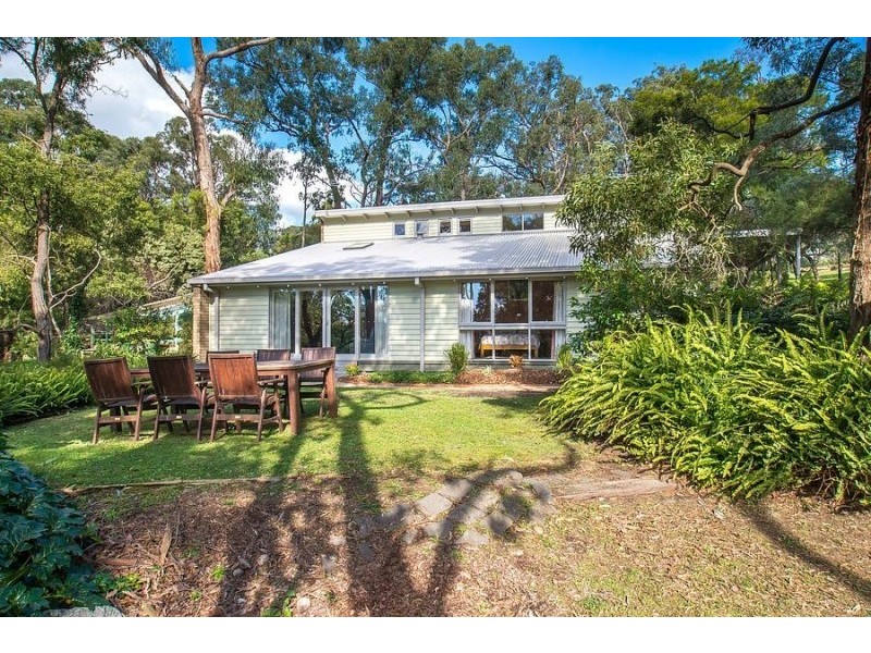23 Heath Road, Belgrave Heights VIC 3160