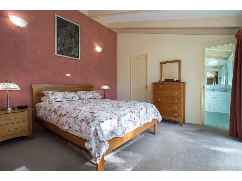 23 Heath Road, Belgrave Heights VIC 3160